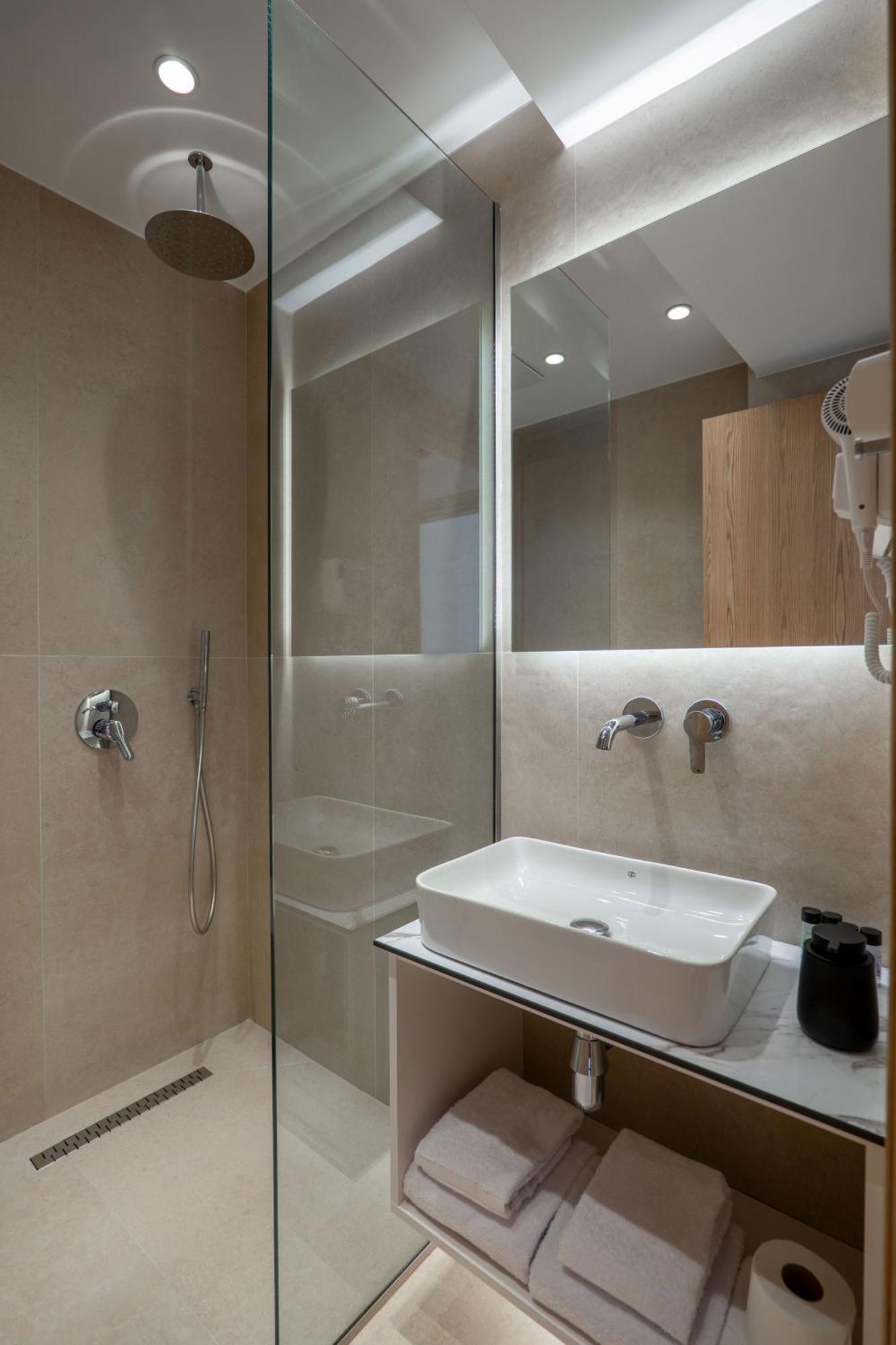 Austin Boutique Hotel Sarandë 外观 照片