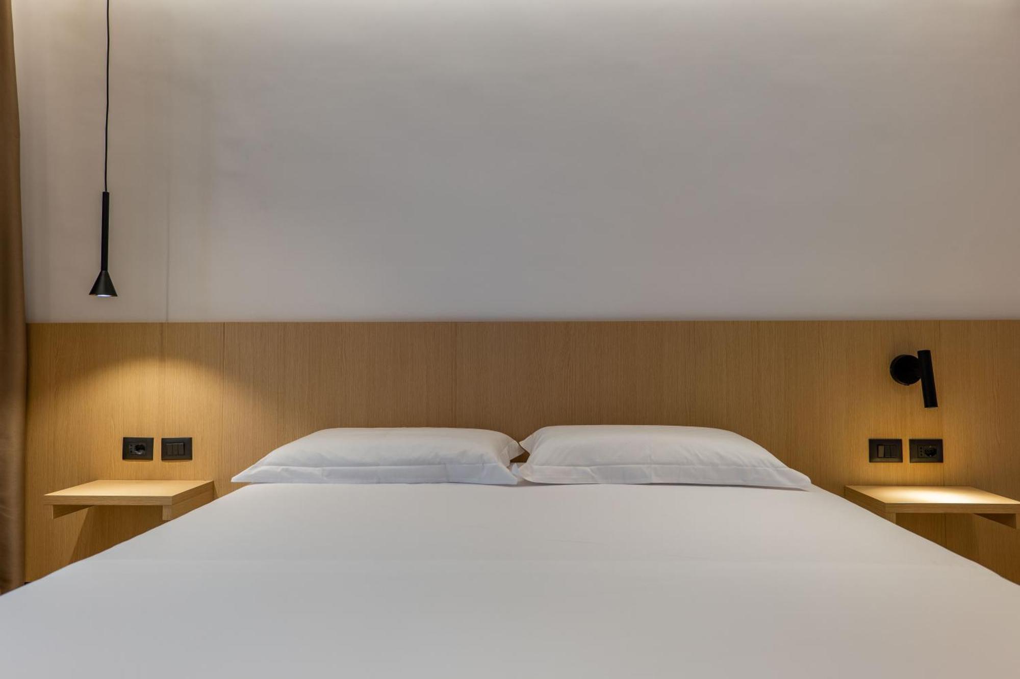Austin Boutique Hotel Sarandë 外观 照片