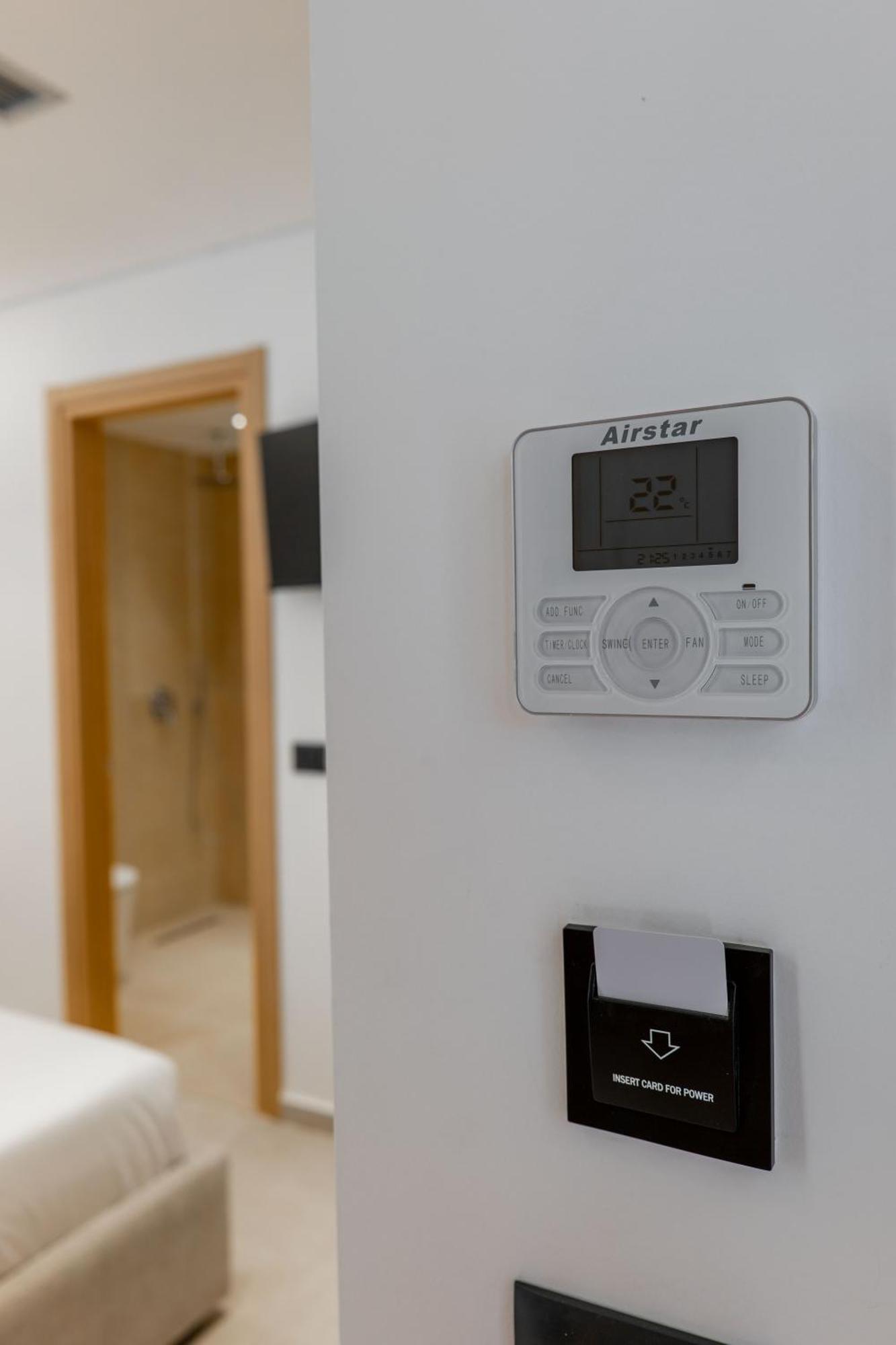 Austin Boutique Hotel Sarandë 外观 照片