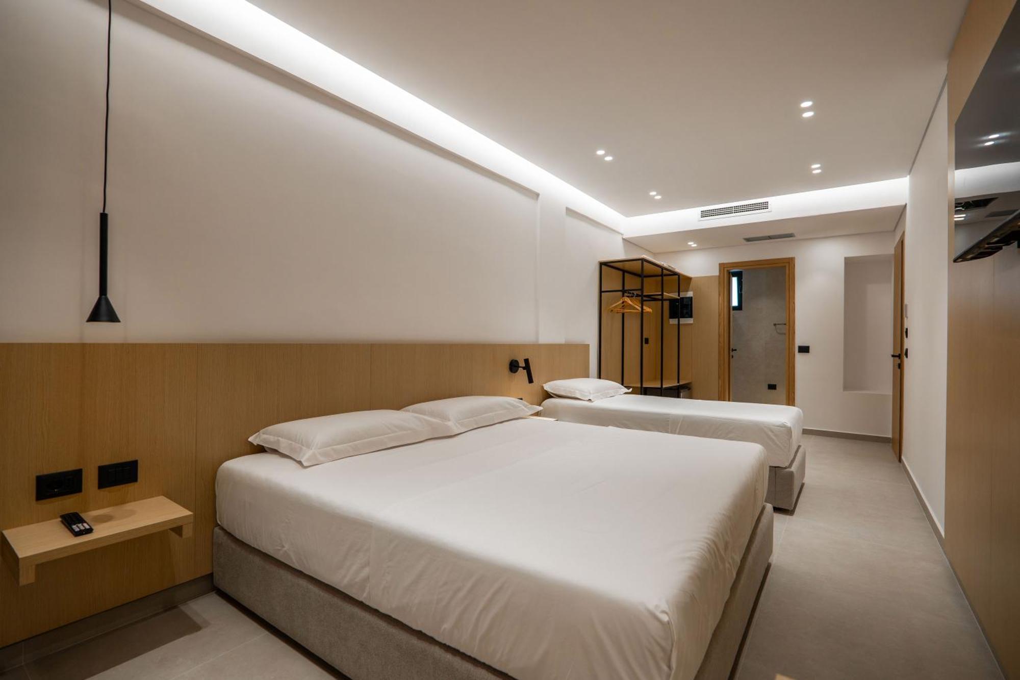 Austin Boutique Hotel Sarandë 外观 照片