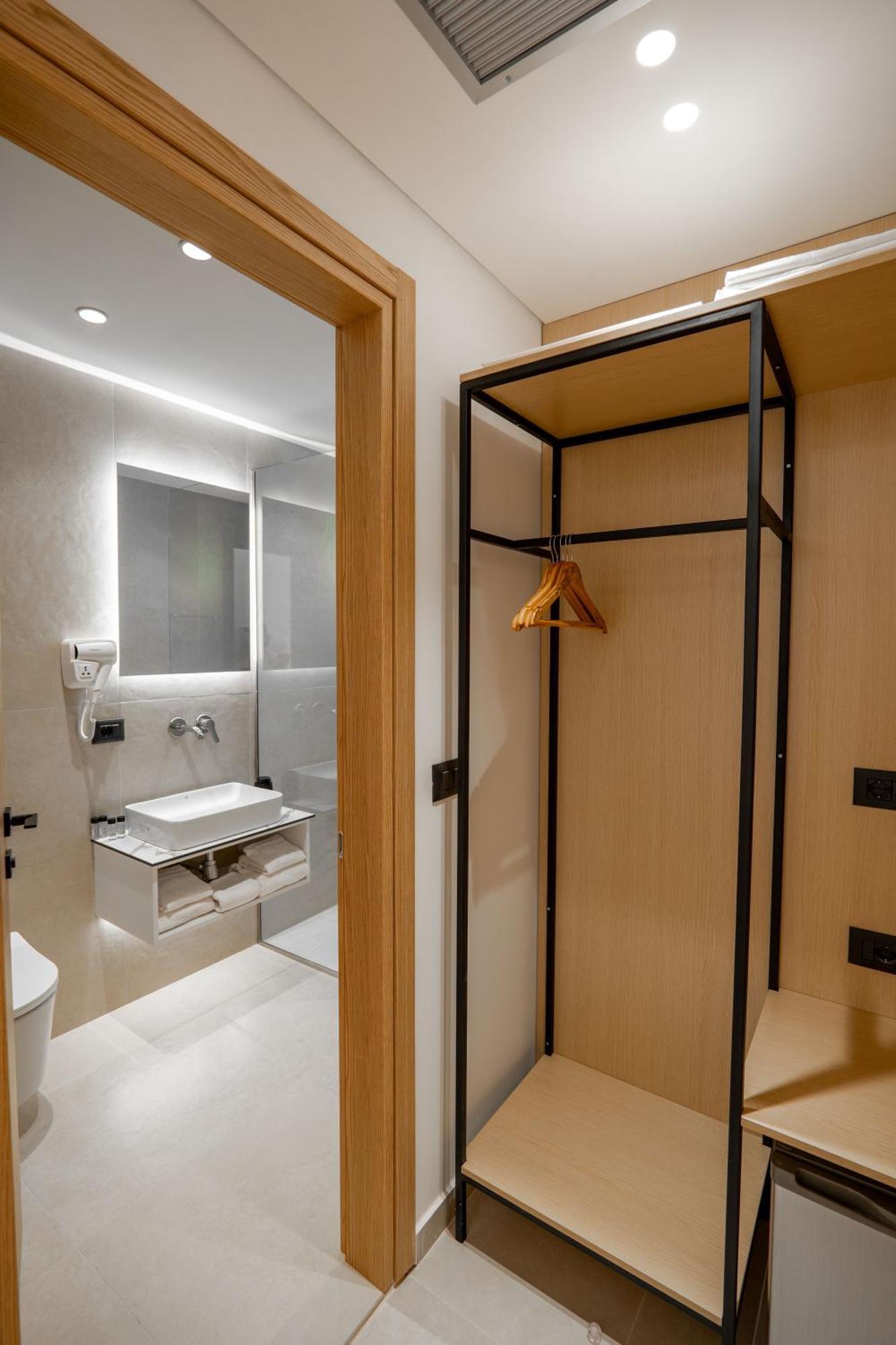 Austin Boutique Hotel Sarandë 外观 照片