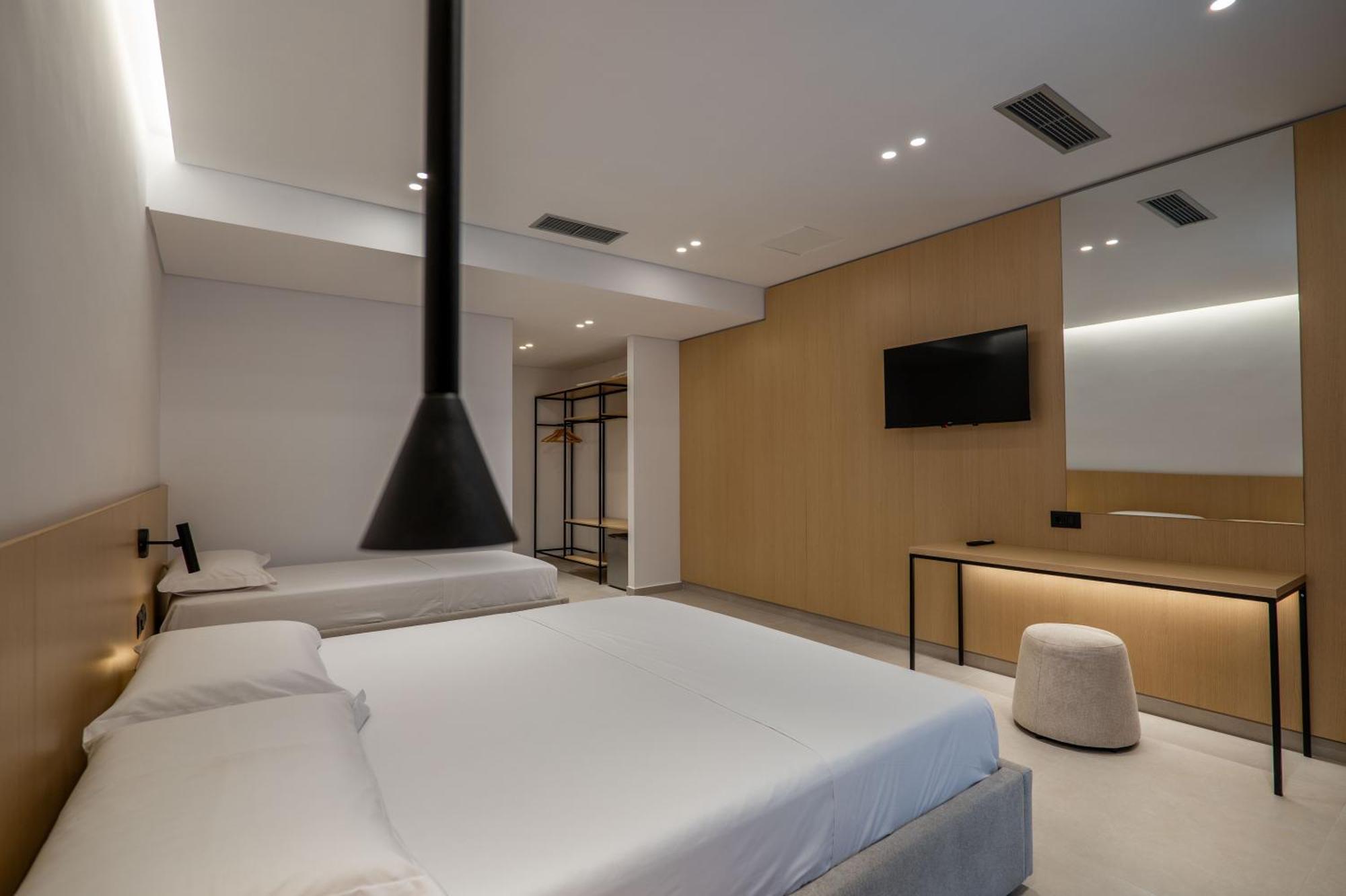 Austin Boutique Hotel Sarandë 外观 照片